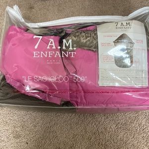 7AM Enfant “LE SAC IGLOO 500”